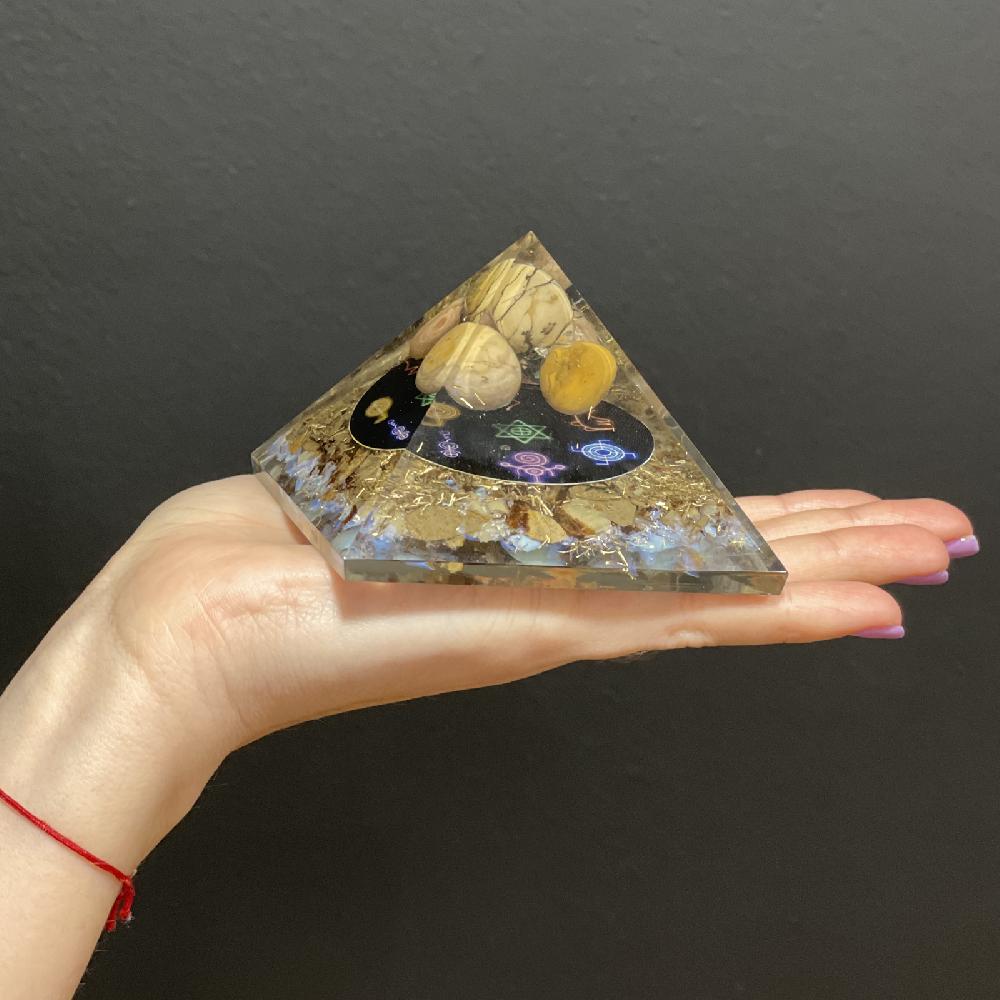 Ancient Wisdom Orgonite Pyramid - Midnight Reiki - 70mm