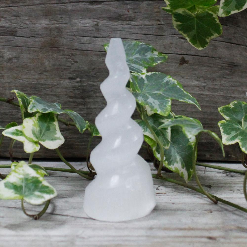 ancient wisdom Selenite Spiral Unicorn Horn Tower - 10 cm