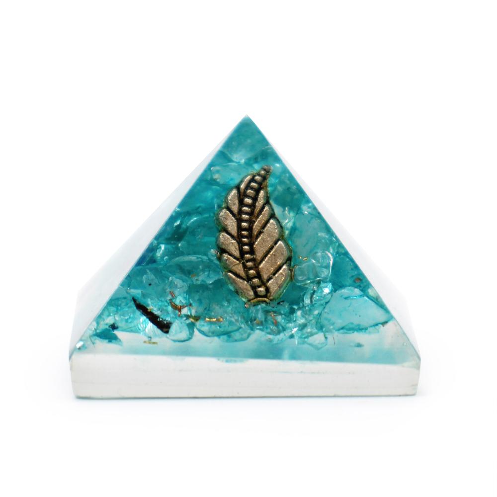 ancient wisdom Sm Orgonite Pyramid 25mm Gemchips and Copper