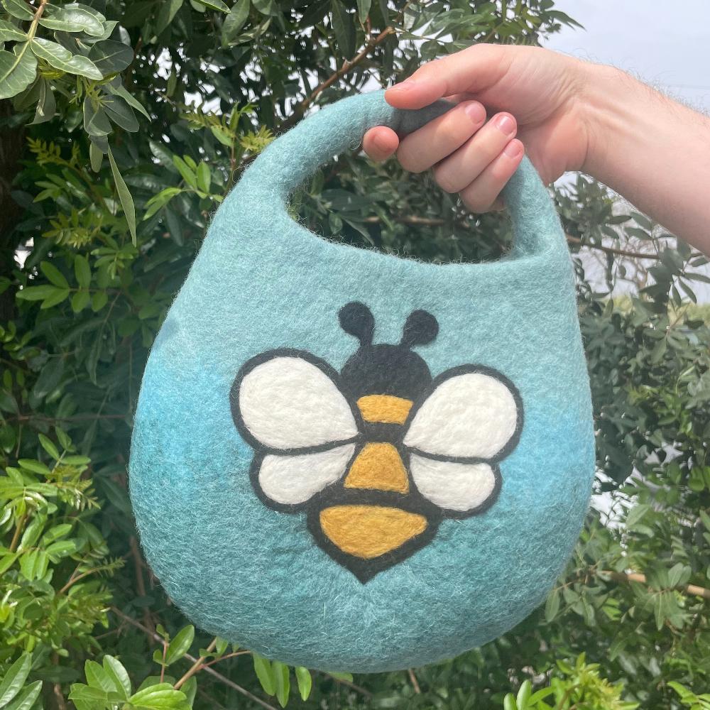 ancient wisdom Water Felted Bee Bag - One Handle with Magnet - Blue Green