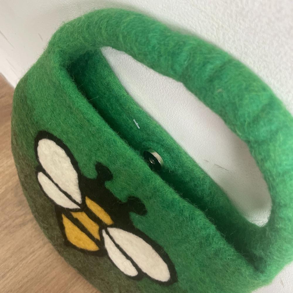 Ancient Wisdom Water Felted Bee Bag - One Handle With Magnet - Garden Greens