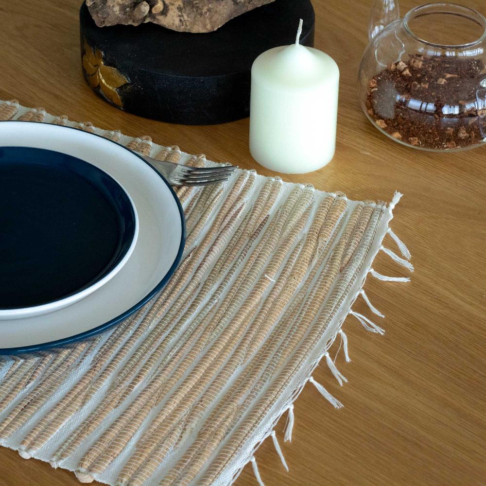 ancient wisdom Water Hyacinth Natural Placemat - Natural Tiger with Fringe