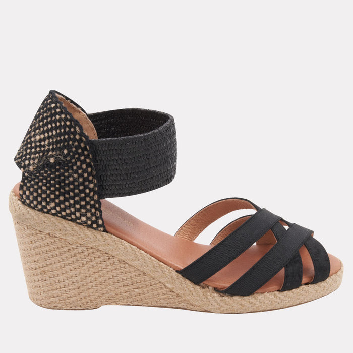 andré assous Adin Espadrille Wedge