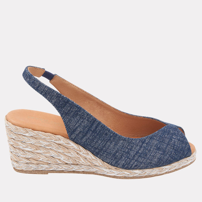 andré assous Audrey Espadrille Wedge