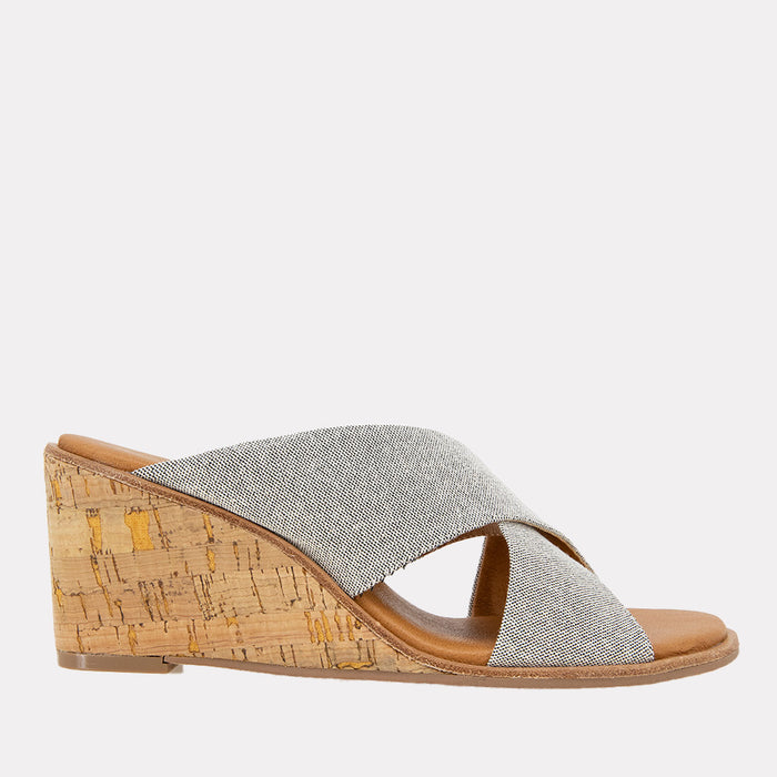 andré assous Bryana Featherweights Wedge