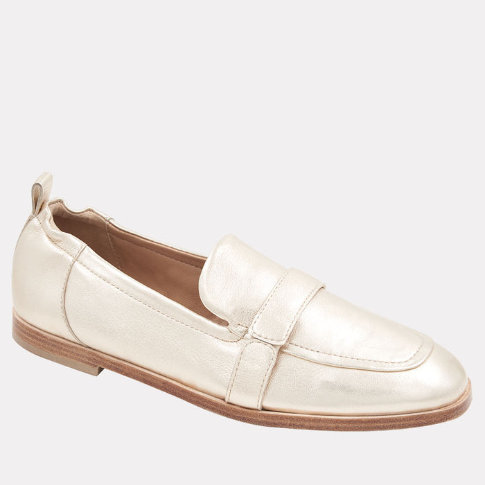 André Assous Cedar Featherweights Metallic Loafer