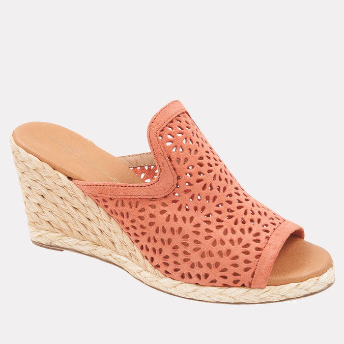 André Assous Nissa Espadrille Wedge