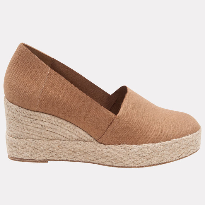 andré assous Patti Espadrille Wedge