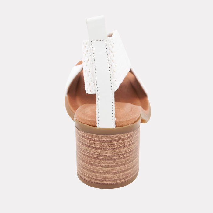 André Assous Naira Stretch Raffia Featherweights Heel