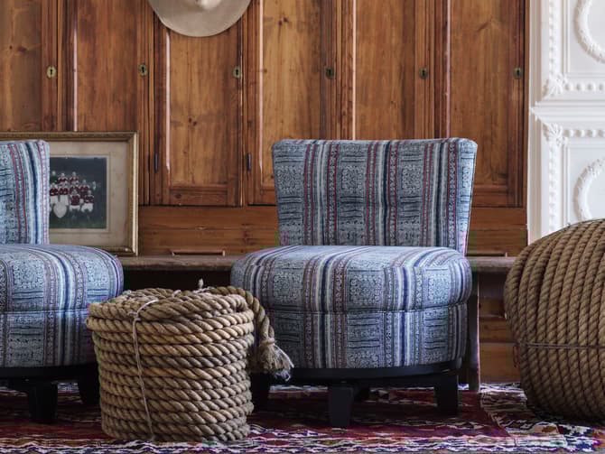 andrew martin Custom made swivel chair