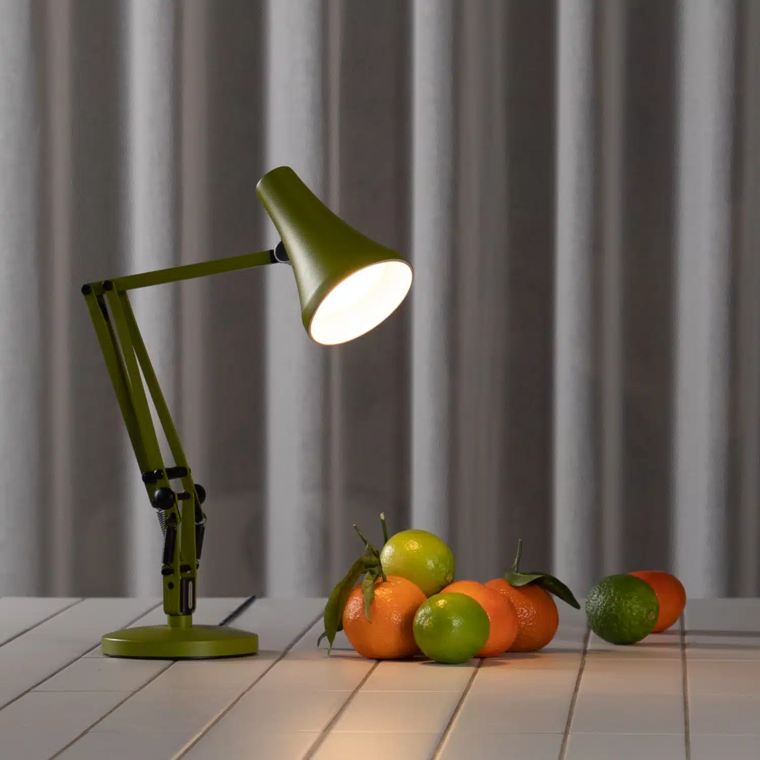 anglepoise 90 Mini Mini Desk Lamp Avocado Green