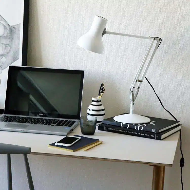 anglepoise Type 75 Mini Desk Lamp Alpine White