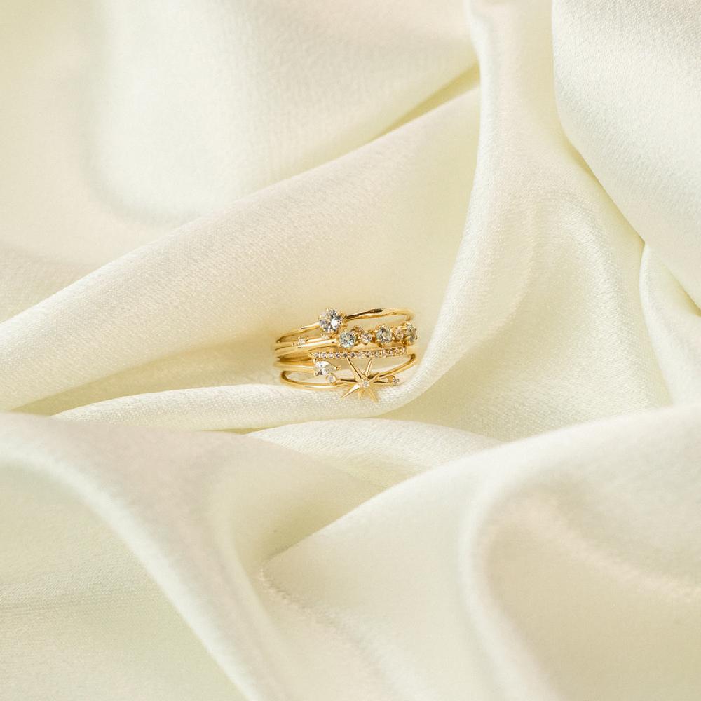 ania Haie 14kt Gold Star Diamond Ring