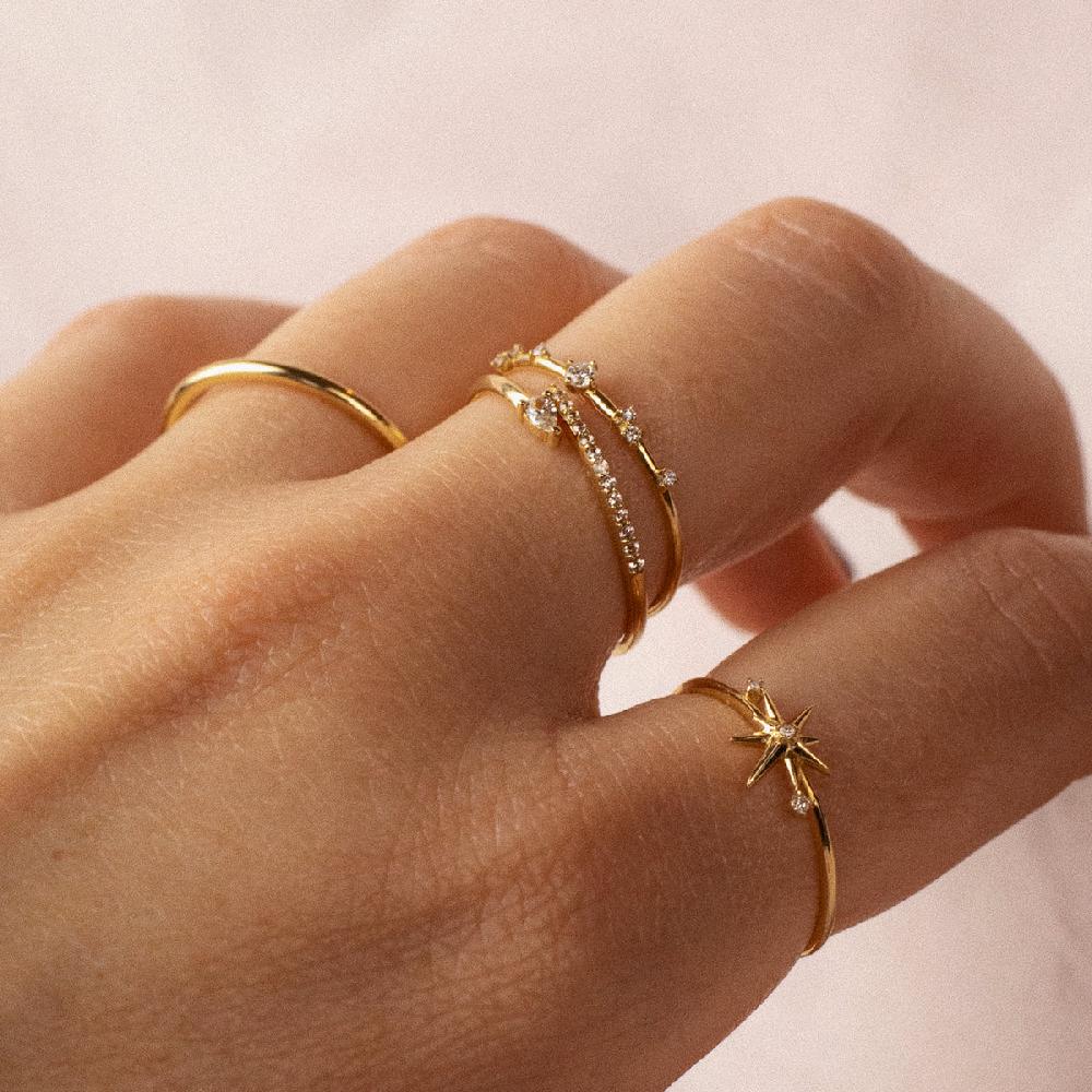 ania Haie 14kt Gold Star Diamond Ring