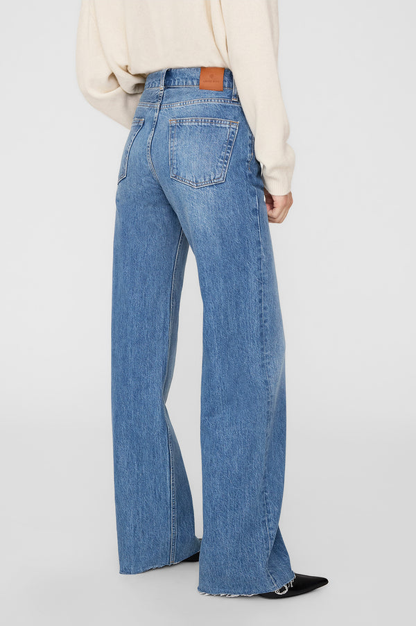 Anissa Kermiche Hugh Jean - Panama Blue