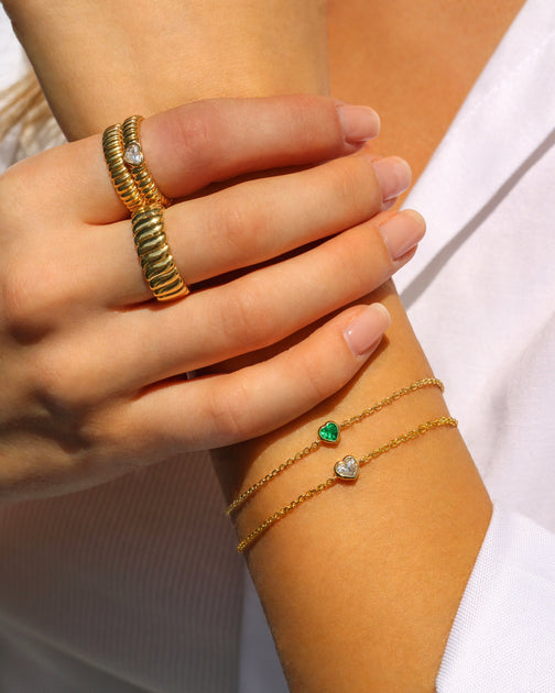 Anita Ko EMERALD HEART CHAIN BRACELET