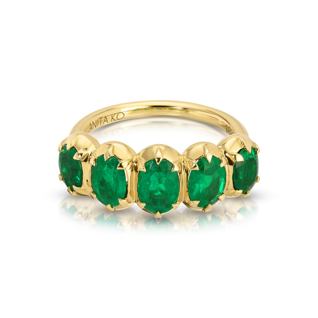 anita ko GRADUATED OVAL CUT EMERALD DEMI RING