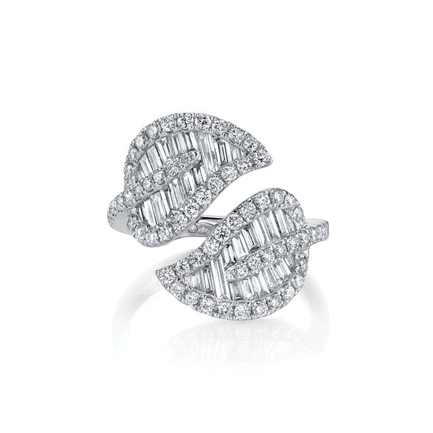 Anita Ko LARGE LEAF DIAMOND RING