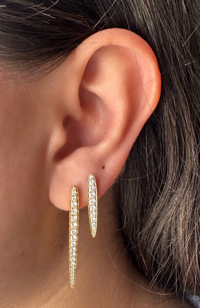 Anita Ko MEDIUM DIAMOND SPEAR EARRINGS