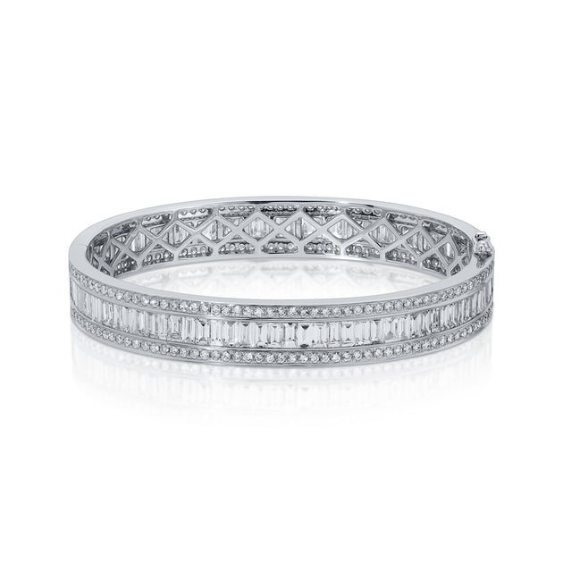anita ko STACKED DIAMOND OVAL BANGLE