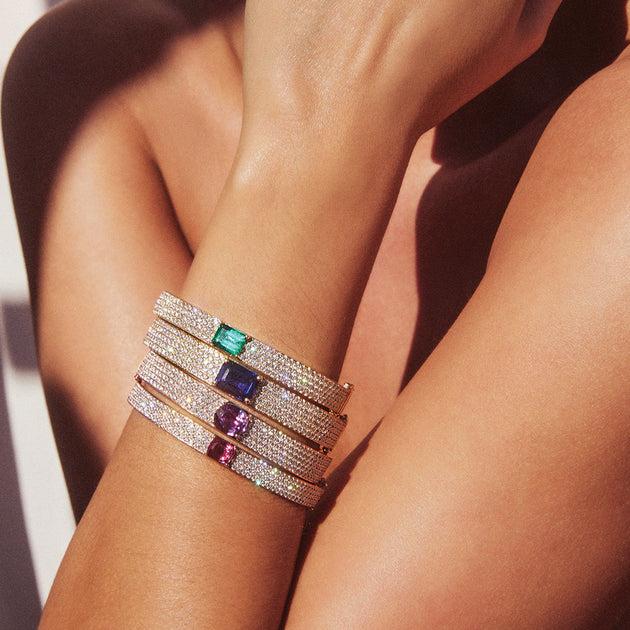 Anita Ko PAVÉ DIAMOND OVAL BRACELET WITH EMERALD CUT COLOMBIAN EMERALD CENTER