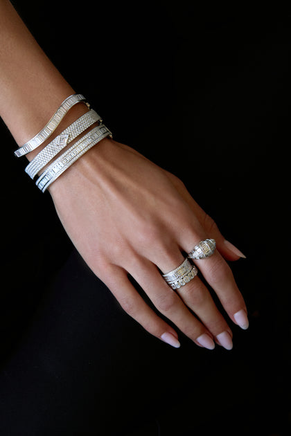 Anita Ko PAVE OVAL BRACELET WITH LOZENGE STEP-CUT DIAMOND