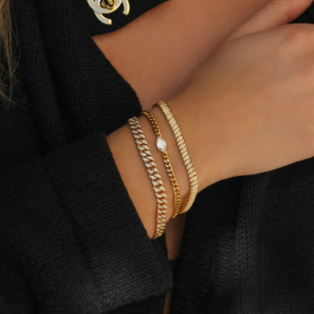 Anita Ko SMALL CUBAN LINK BRACELET WITH ELONGATED HEXAGON KITE DIAMOND CENTER