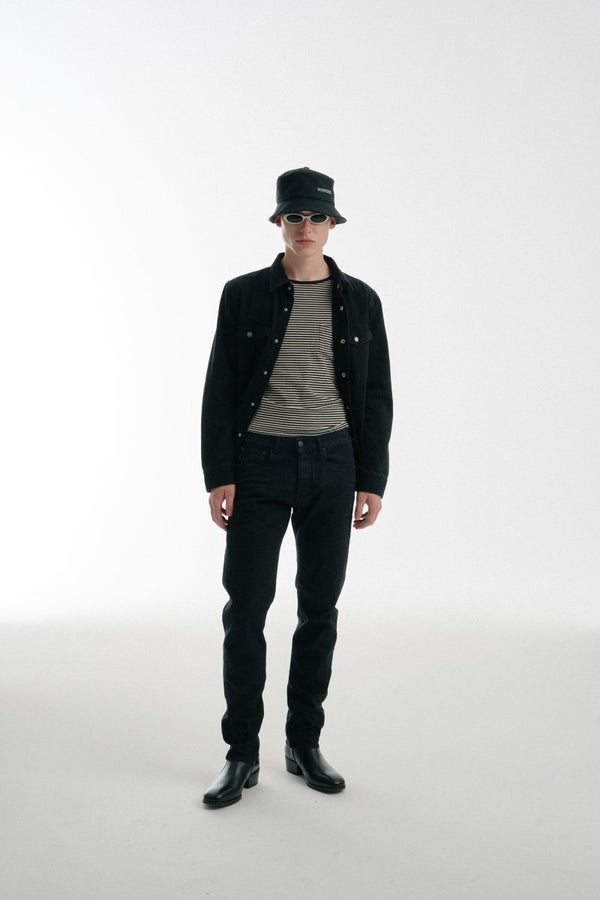aniven ETHAN / Worn Black