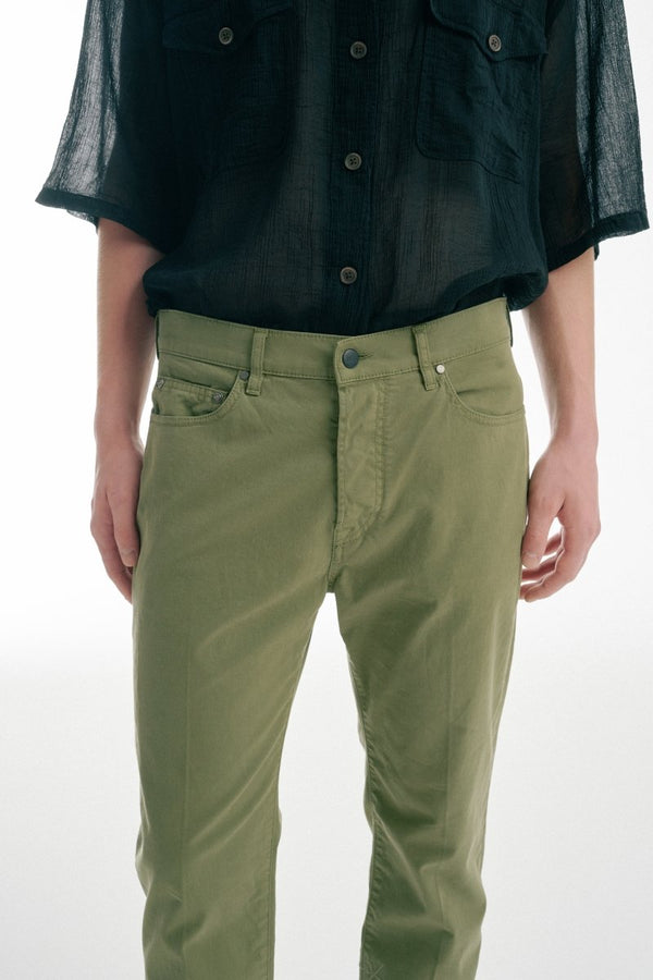 Aniven NEVIN / Pesto