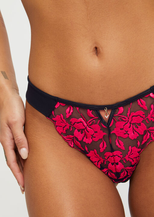 Ann Summers The Hero Brazilian Black/Red