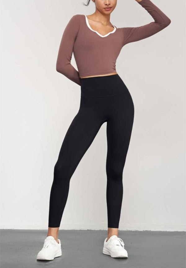 Anna Kaci Contrast Piping Sweetheart Neck Top