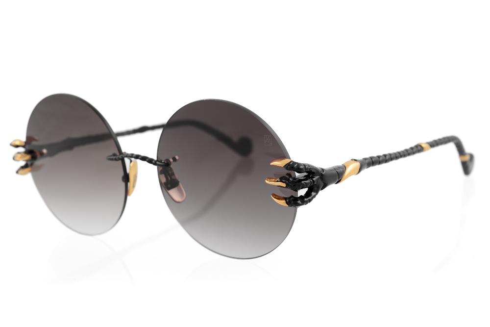 Anna Karin Karlsson The Claw & The Nest – Round