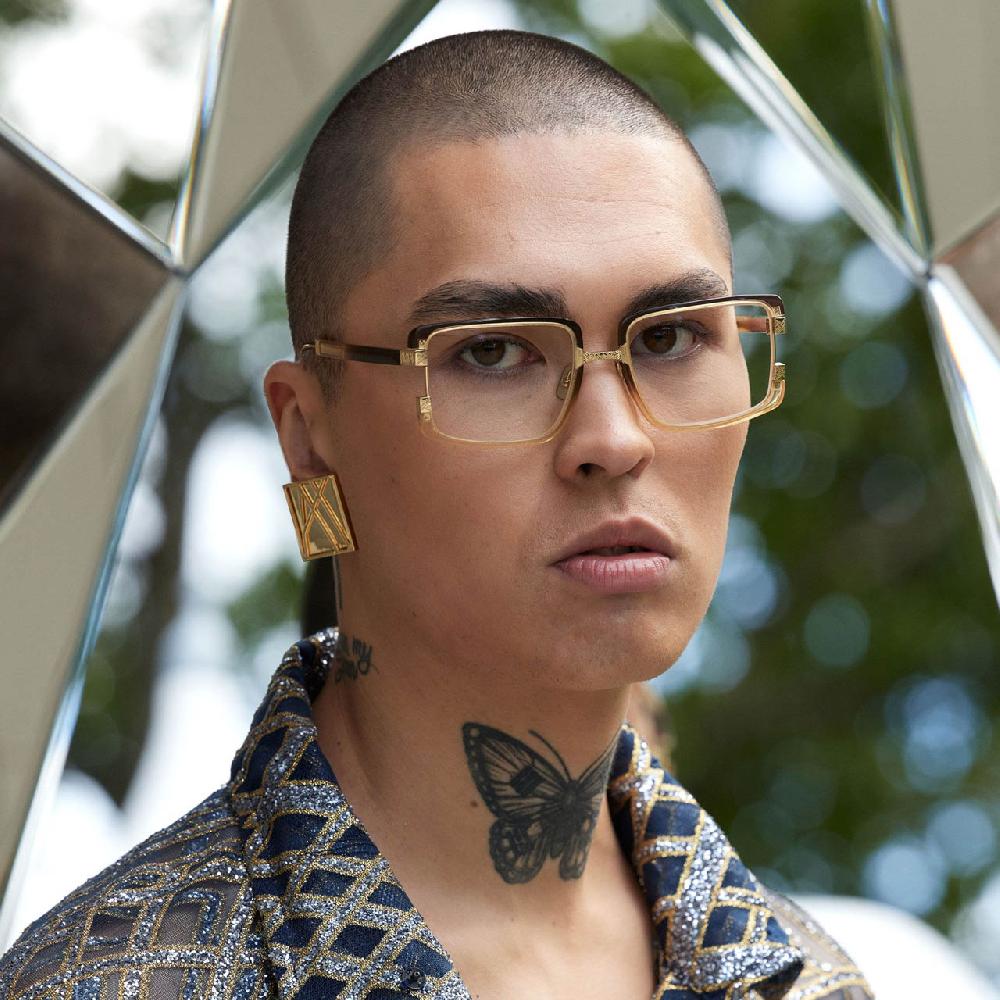 Anna Karin Karlsson Too Handsome