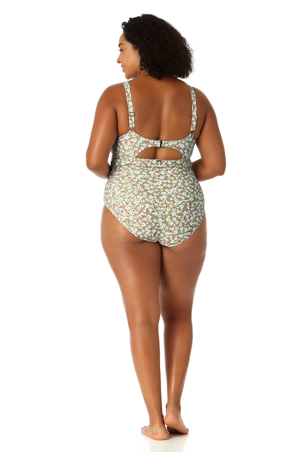 Anne Cole Women's Scoop Neck Shirred One Piece Swimsuit