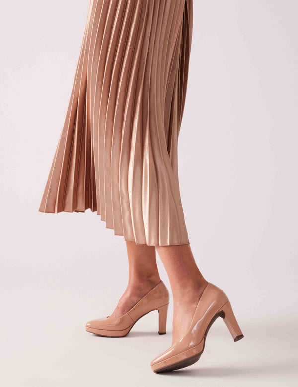 anne klein Jael Dress Pump Natural Patent