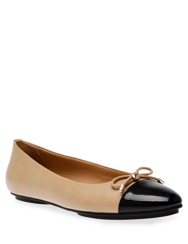 Anne Klein Luci Flat Nude-Black