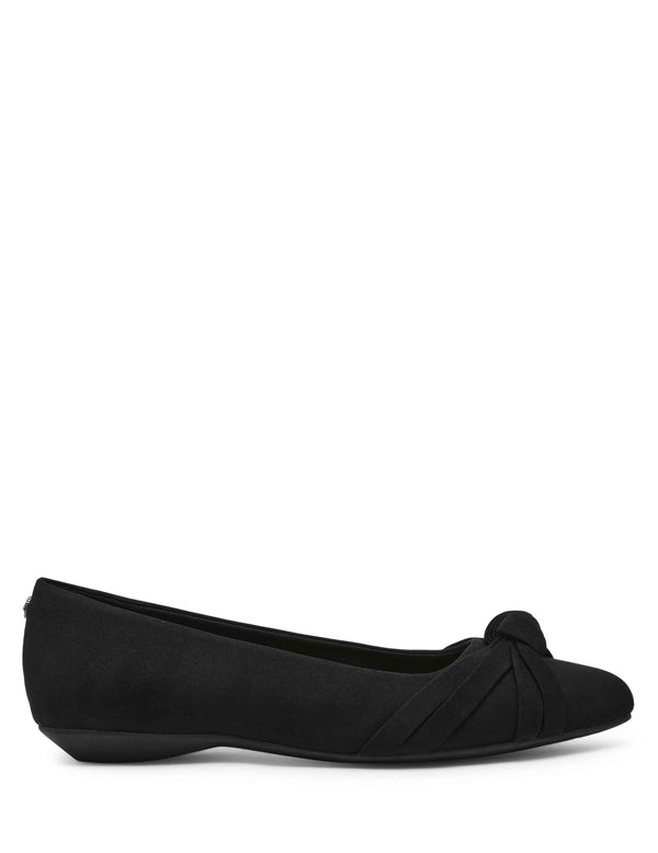 Anne Klein Omkara Comfort Flat Black Stretch