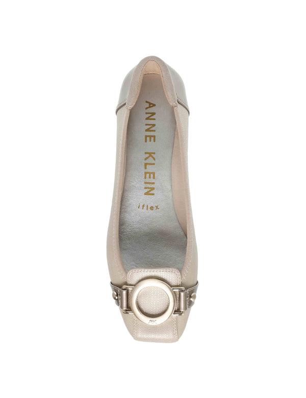 Anne Klein Umeko Flat-Wide METALLIC