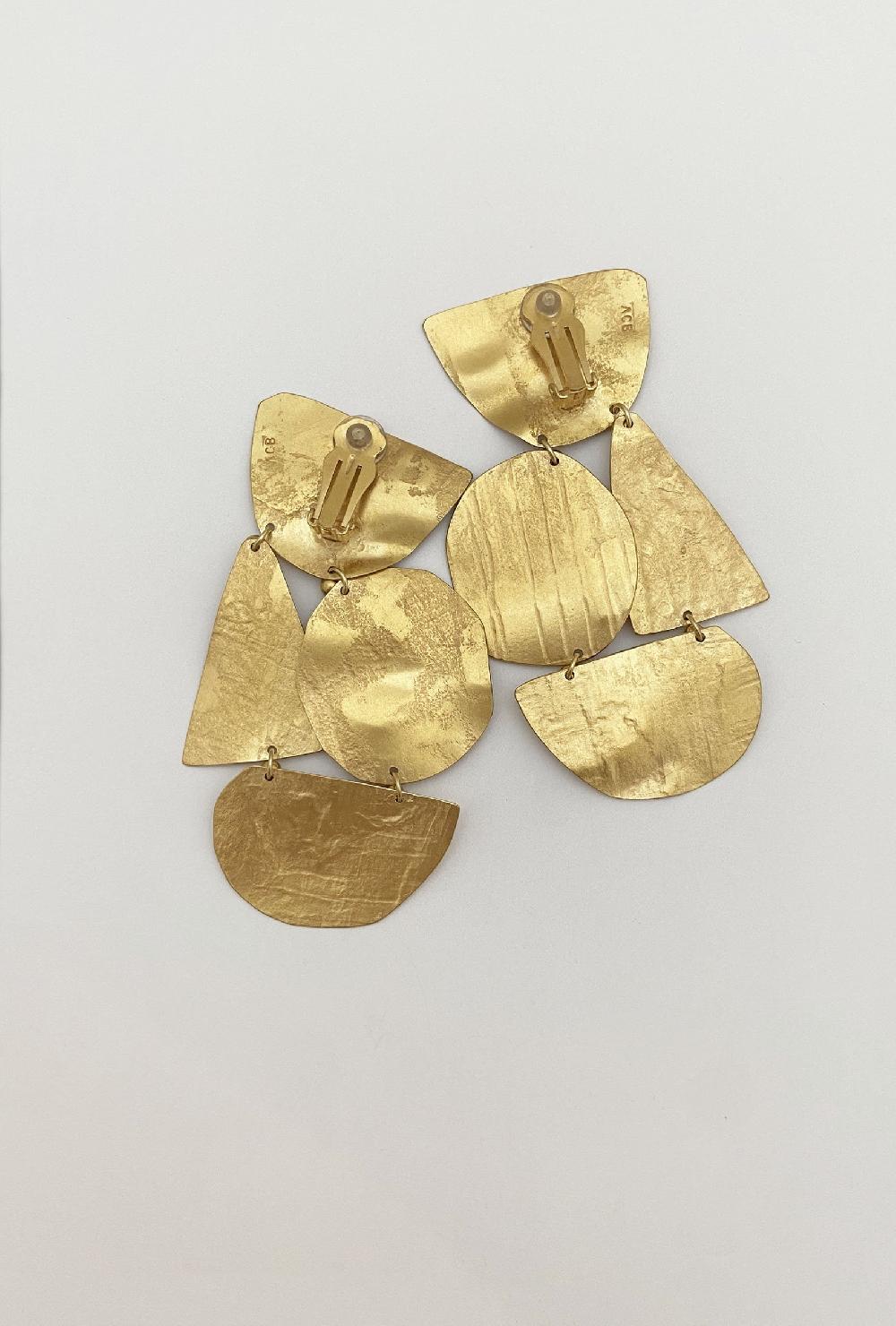 Annie Costello Brown Agnes Gold