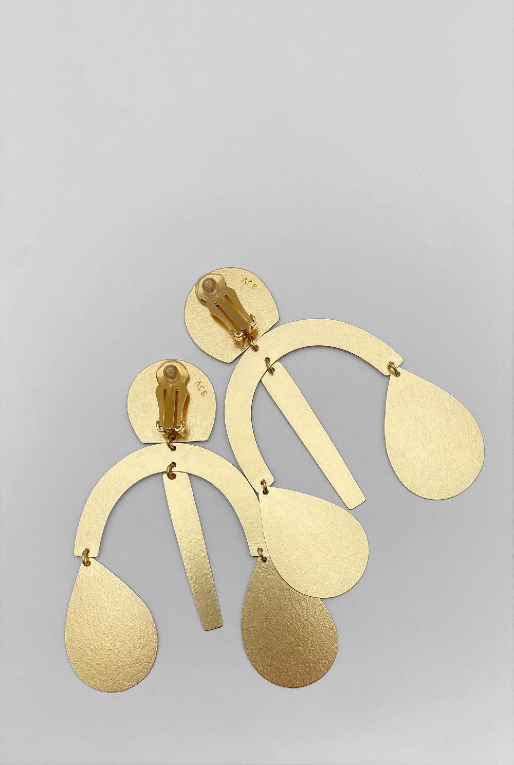 Annie Costello Brown ARC DROPS GOLD
