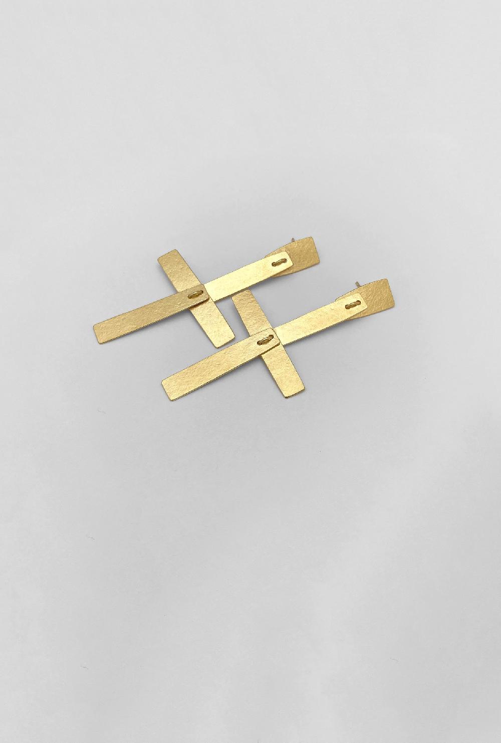 Annie Costello Brown La Cruz Demi Vermeil