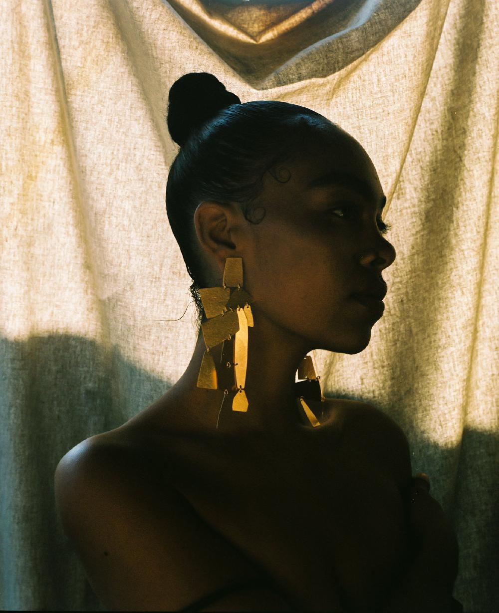 Annie Costello Brown Mika XL Gold