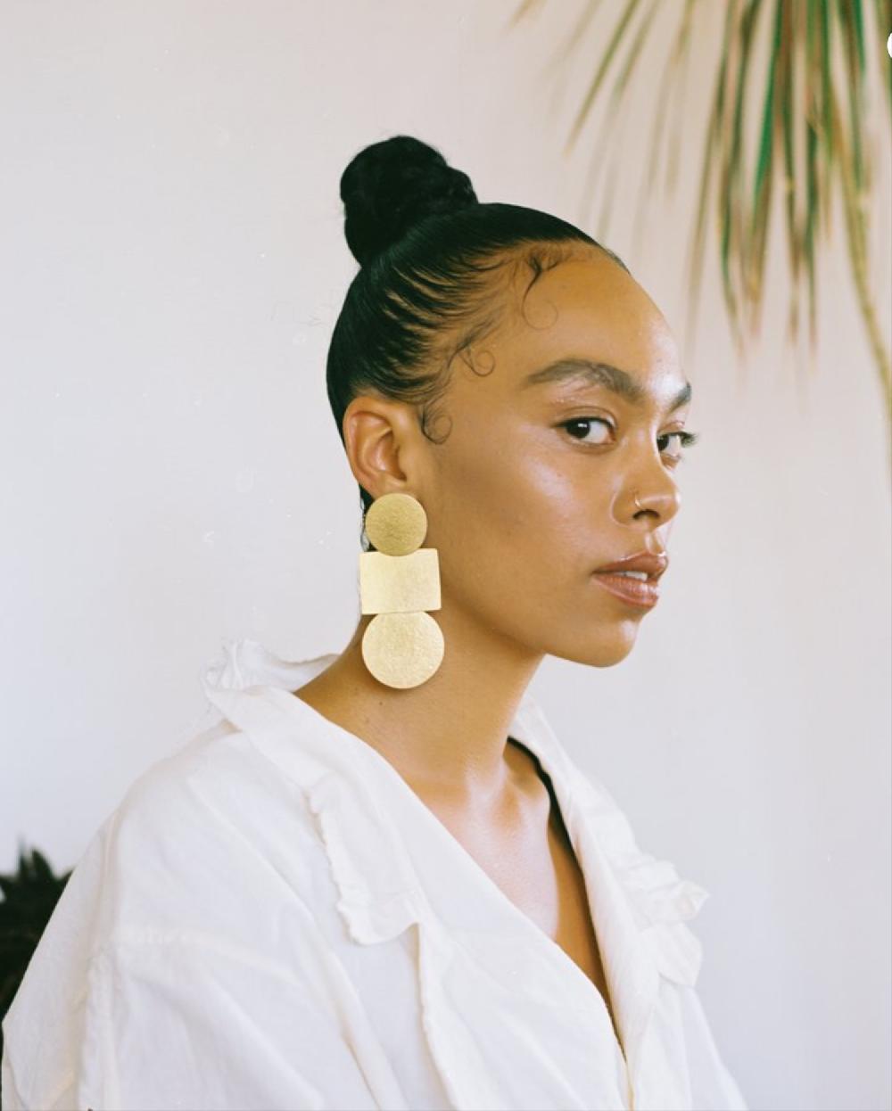 Annie Costello Brown POPOVA IRIDESCENT 0052