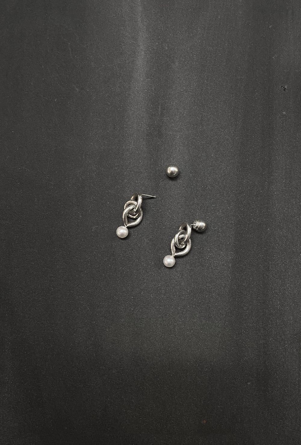 Annie Costello Brown Tova Pearl Links