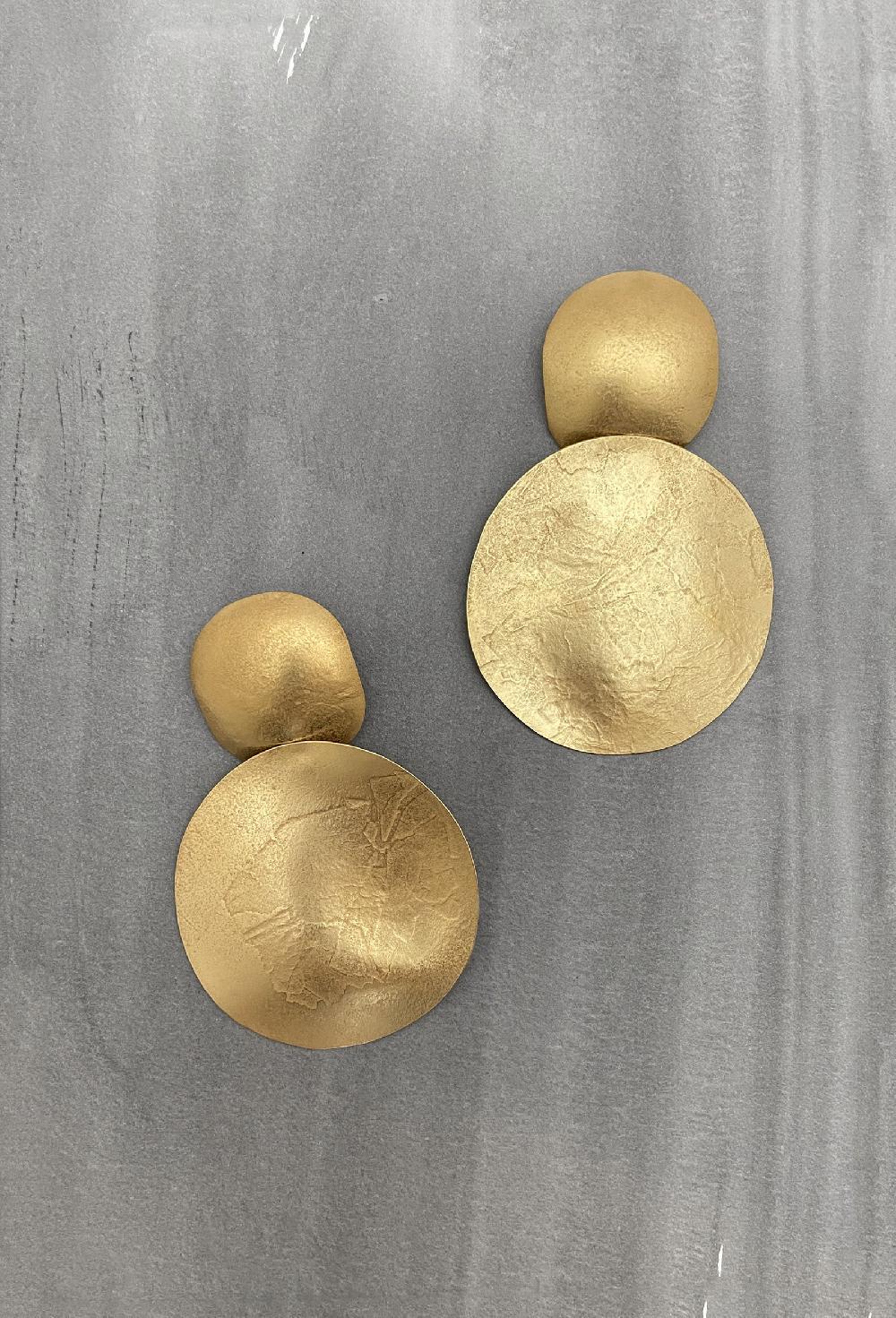 annie costello brown xl disc stud drop