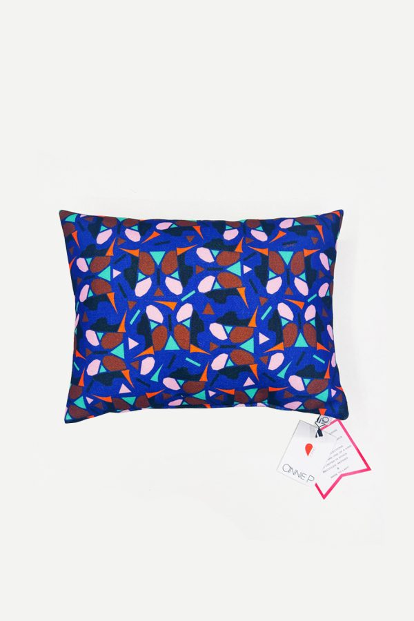 annie p Cushion Africa Small Blue