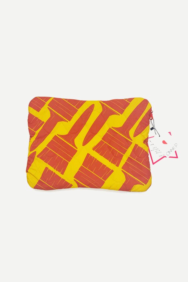 annie p Laptop Case Brush