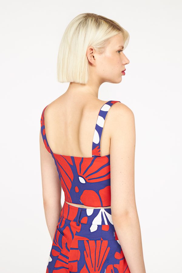 Annie P Sugar Top Garden Blue&Red