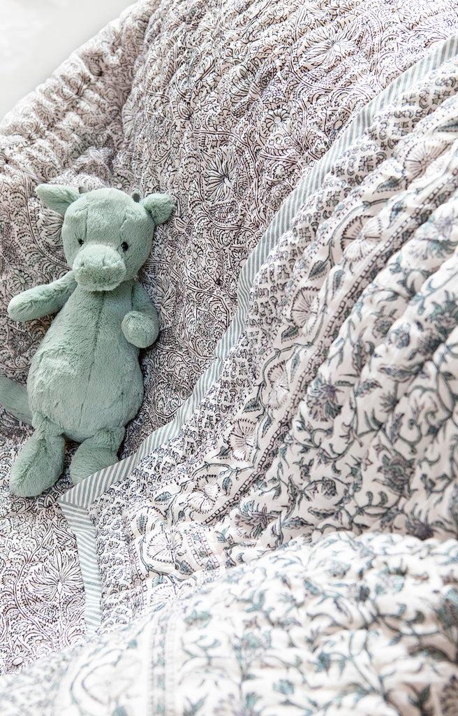Anokhi Baby Quilt In Grey Vines