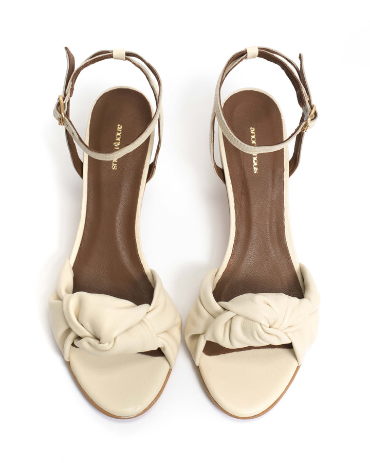 Anonymous Copenhagen Aliza 50 Stiletto Shiny Lamb White Sand